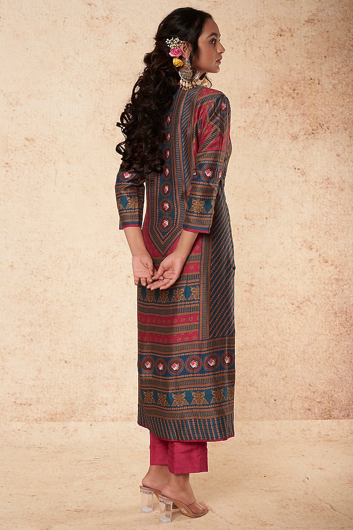 Magenta Printed Kurta Set by Falguni Shane Peacock India at Pernia's Pop Up Shop