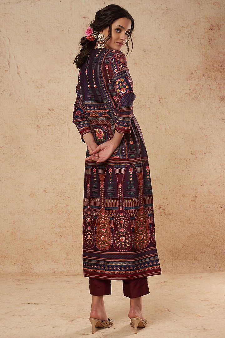 Violet Printed Kurta Set by Falguni Shane Peacock India at Pernia's Pop Up Shop