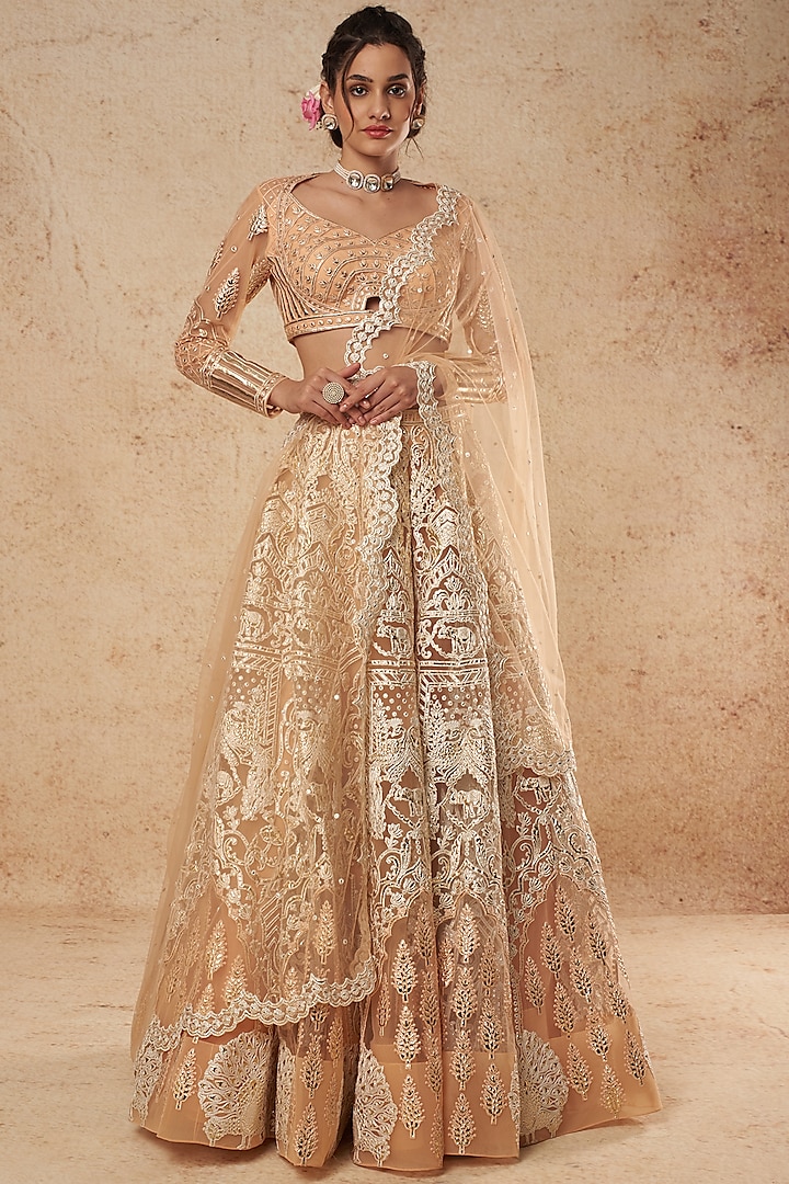 Peach Bridal Lehenga Set With Foil Work by Falguni Shane Peacock India at Pernia's Pop Up Shop