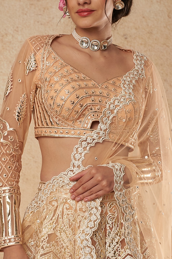 Peach Bridal Lehenga Set With Foil Work by Falguni Shane Peacock India at Pernia's Pop Up Shop