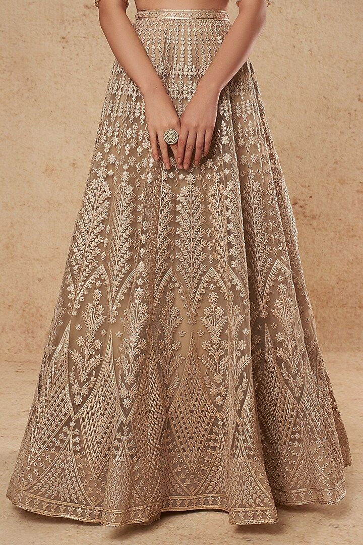 Beige Tulle Bridal Lehenga Set With Gold Foil Work by Falguni Shane Peacock India at Pernia's Pop Up Shop