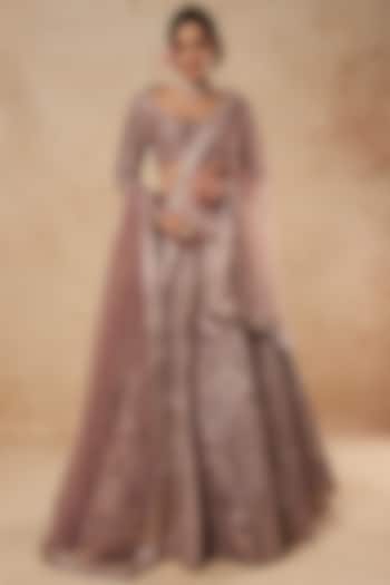 Mauve Tulle Bridal Lehenga Set With Gold Foil Work by Falguni Shane Peacock India at Pernia's Pop Up Shop