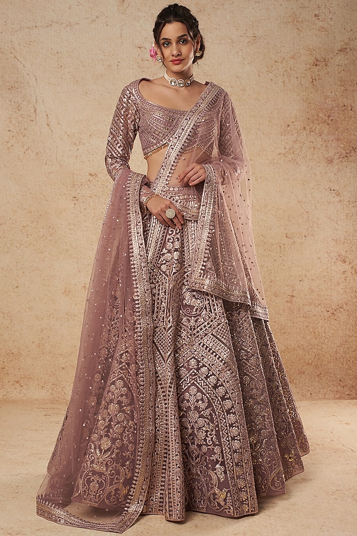 Mauve Tulle Bridal Lehenga Set With Gold Foil Work by Falguni Shane Peacock India at Pernia's Pop Up Shop