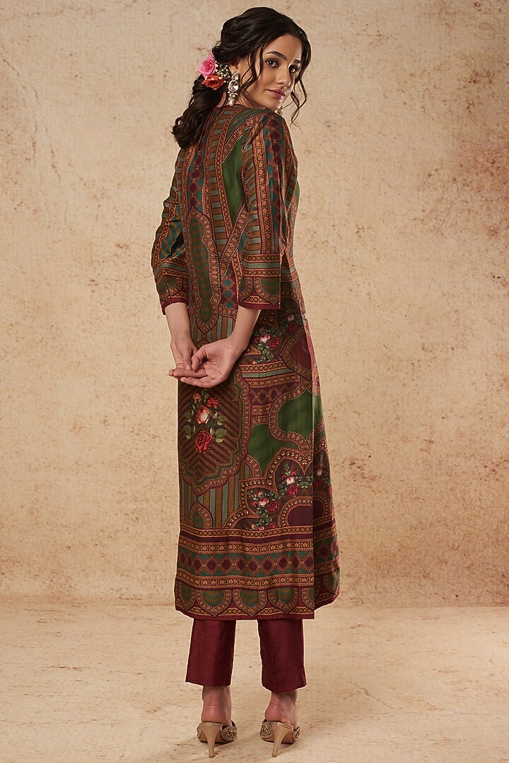 Green & Maroon Printed Kurta Set by Falguni Shane Peacock India at Pernia's Pop Up Shop