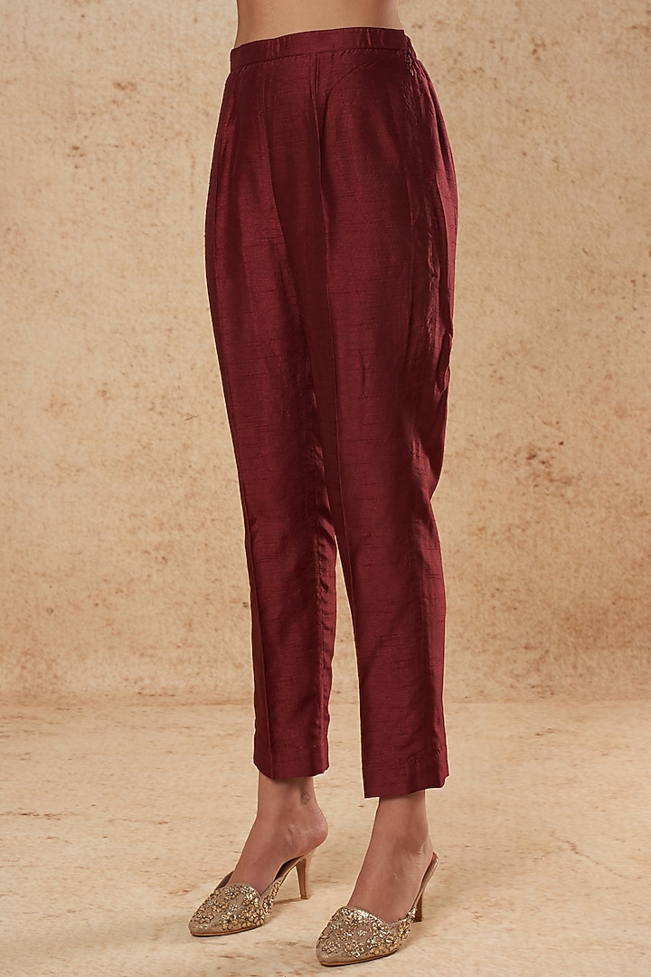 Green & Maroon Printed Kurta Set by Falguni Shane Peacock India at Pernia's Pop Up Shop