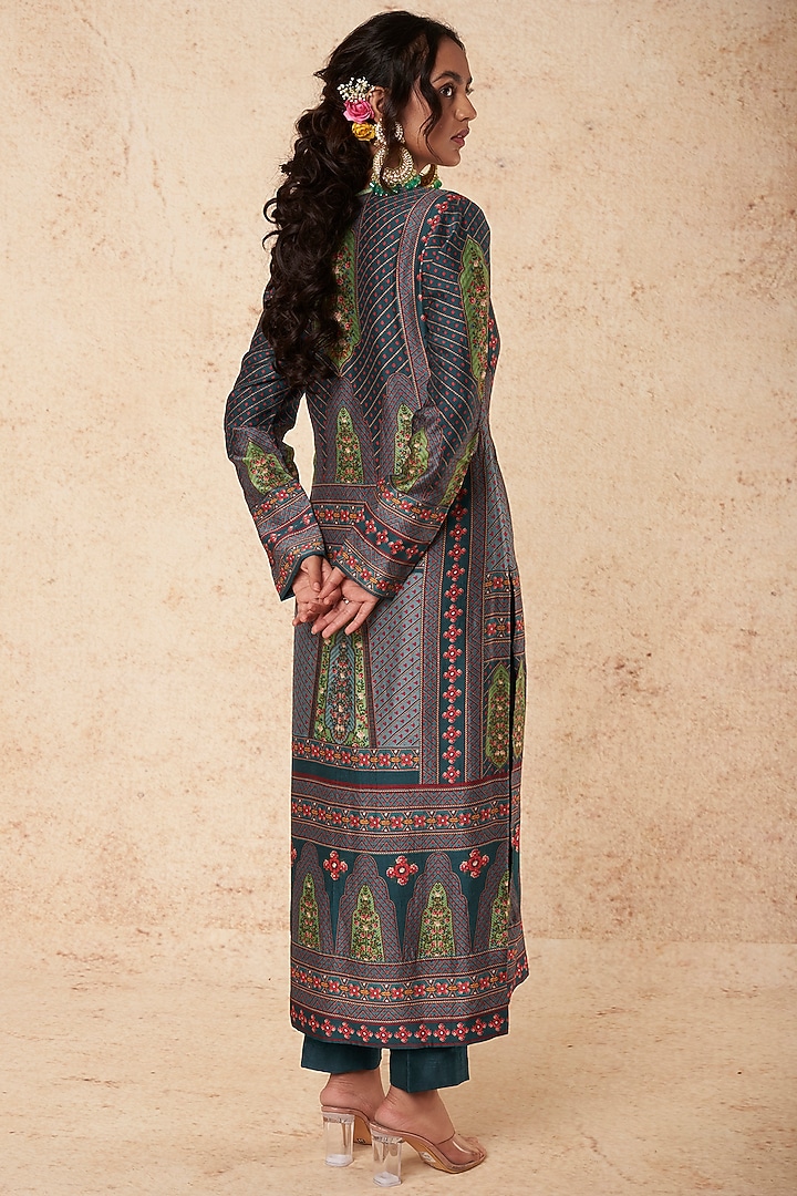 Blue Floral Printed Kurta Set by Falguni Shane Peacock India at Pernia's Pop Up Shop