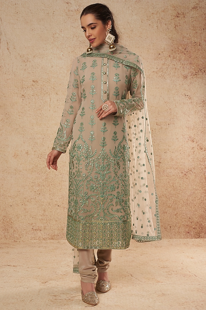 Sage Green Kurta Set With Gold Foil Work by Falguni Shane Peacock India at Pernia's Pop Up Shop