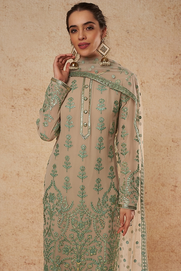 Sage Green Kurta Set With Gold Foil Work by Falguni Shane Peacock India at Pernia's Pop Up Shop