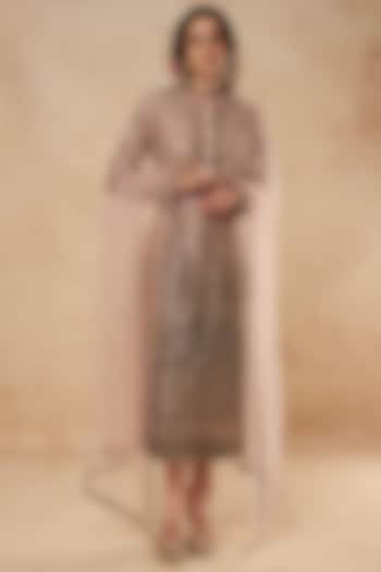 Blush Pink Kurta Set With Foil Work by Falguni Shane Peacock India at Pernia's Pop Up Shop