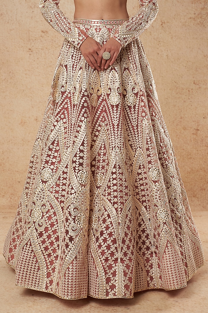 Mauve Tulle Bridal Lehenga Set With Foil Work by Falguni Shane Peacock India at Pernia's Pop Up Shop