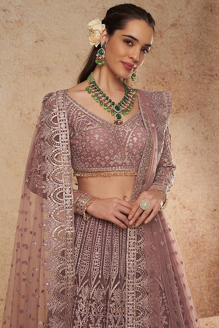 Mauve Tulle Bridal Lehenga Set With Gold Foil Work by Falguni Shane Peacock India at Pernia's Pop Up Shop