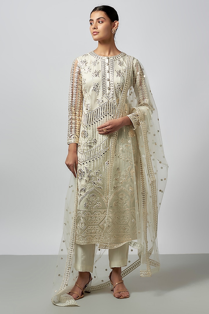 Ivory Net Resham Work Kurta Set by Falguni Shane Peacock India at Pernia's Pop Up Shop