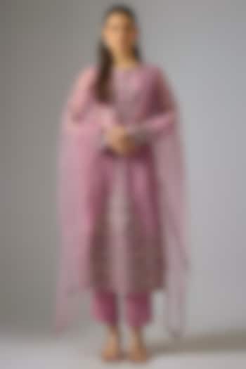 Mauve Crepe Foil Embroidered Straight Kurta Set by Falguni Shane Peacock India at Pernia's Pop Up Shop