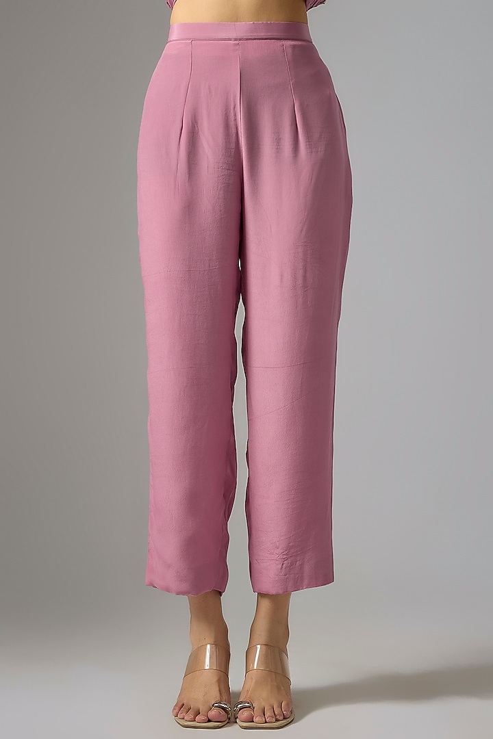 Mauve Crepe Foil Embroidered Straight Kurta Set by Falguni Shane Peacock India at Pernia's Pop Up Shop