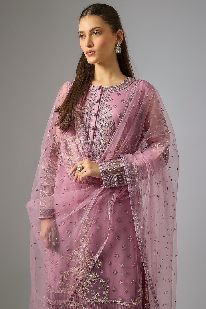 Mauve Crepe Foil Embroidered Straight Kurta Set by Falguni Shane Peacock India at Pernia's Pop Up Shop