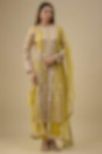 Mustard Tulle Thread Work Kurta Set by Falguni Shane Peacock India at Pernia's Pop Up Shop