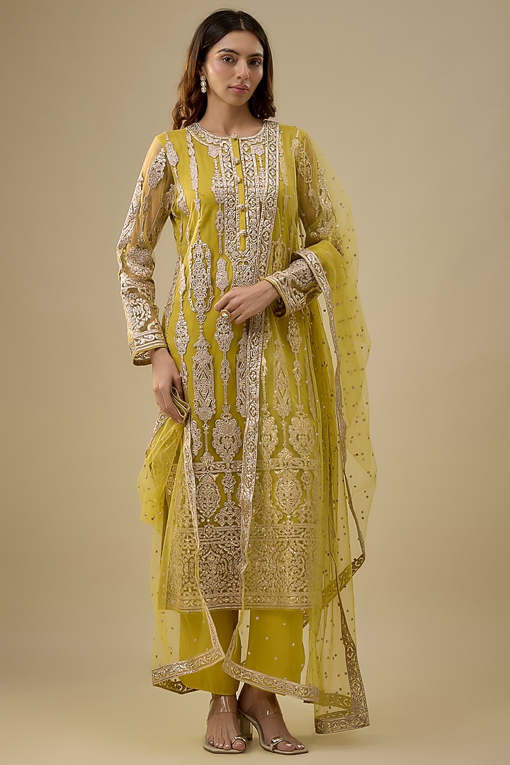 Mustard Tulle Thread Work Kurta Set by Falguni Shane Peacock India at Pernia's Pop Up Shop