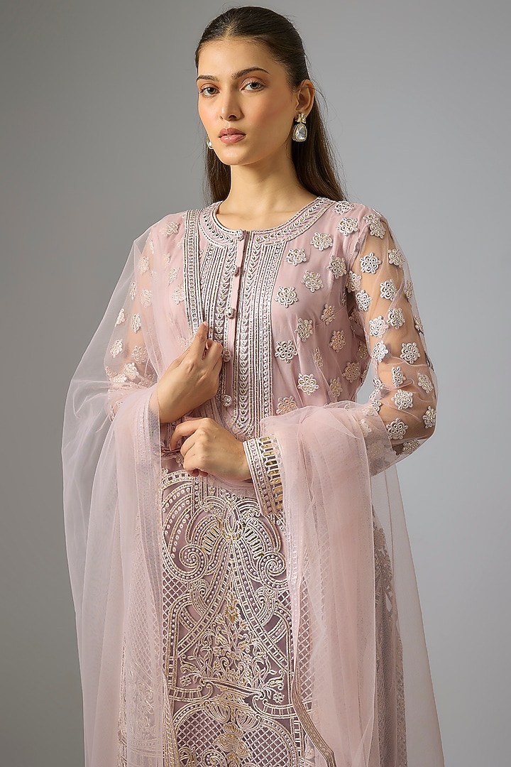 Pink Crepe Foil Embroidered Straight Kurta Set by Falguni Shane Peacock India at Pernia's Pop Up Shop