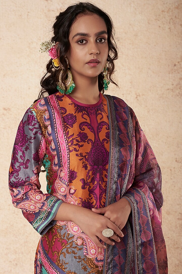 Multi-Colored Floral Printed Kurta Set by Falguni Shane Peacock India at Pernia's Pop Up Shop