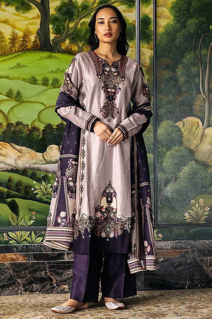 Lilac Dupion Silk Baroque Printed Kurta Set by Falguni Shane Peacock at Pernia's Pop Up Shop