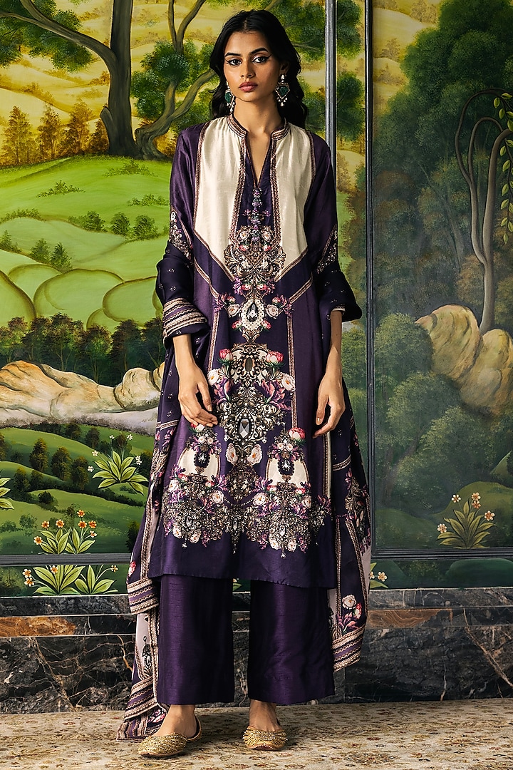 Plum Dupion Silk Baroque & Floral Motif Printed Kurta Set by Falguni Shane Peacock at Pernia's Pop Up Shop