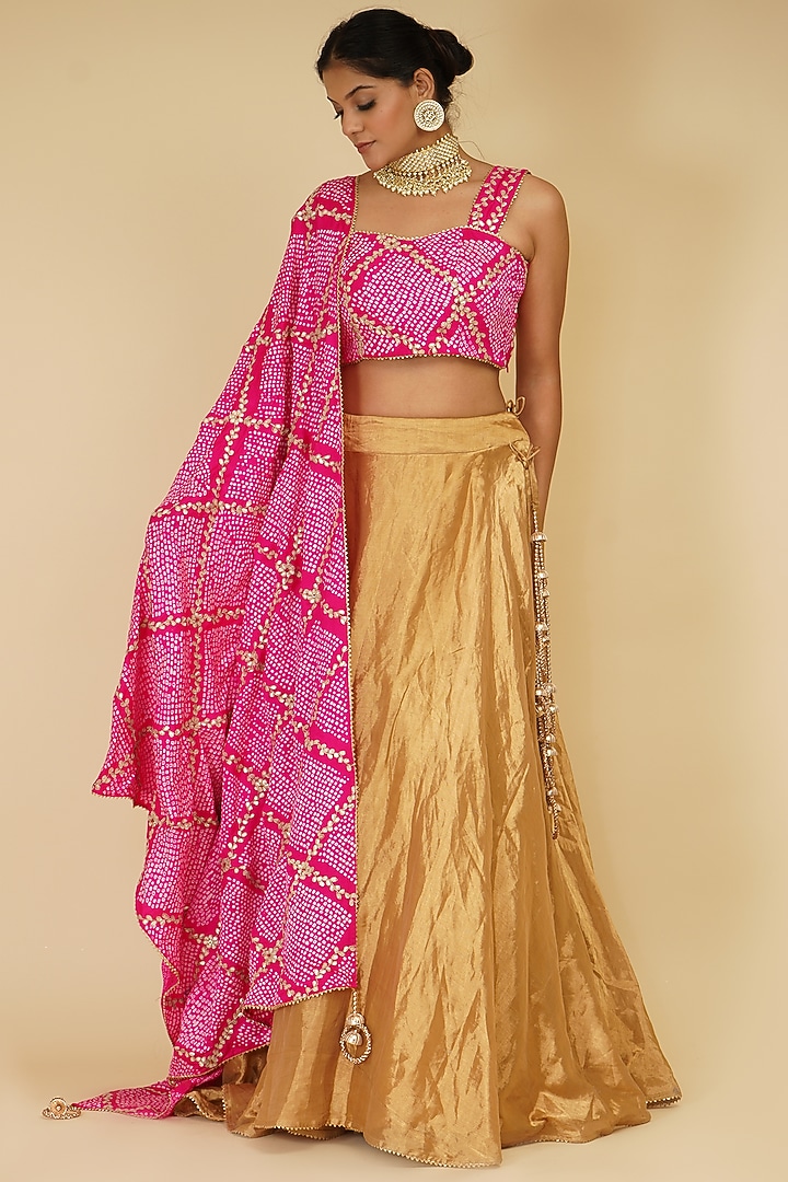 Gold Handloom Chanderi Tissue Wedding Lehenga Set by Farha Syed at Pernia's Pop Up Shop