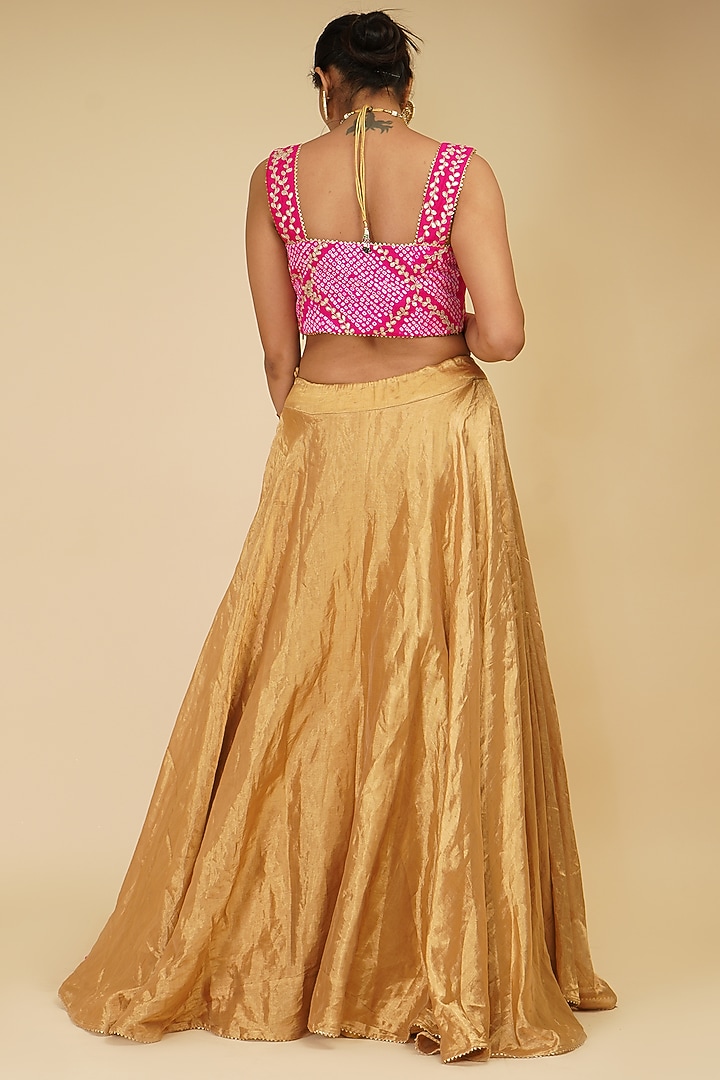 Gold Handloom Chanderi Tissue Wedding Lehenga Set by Farha Syed at Pernia's Pop Up Shop