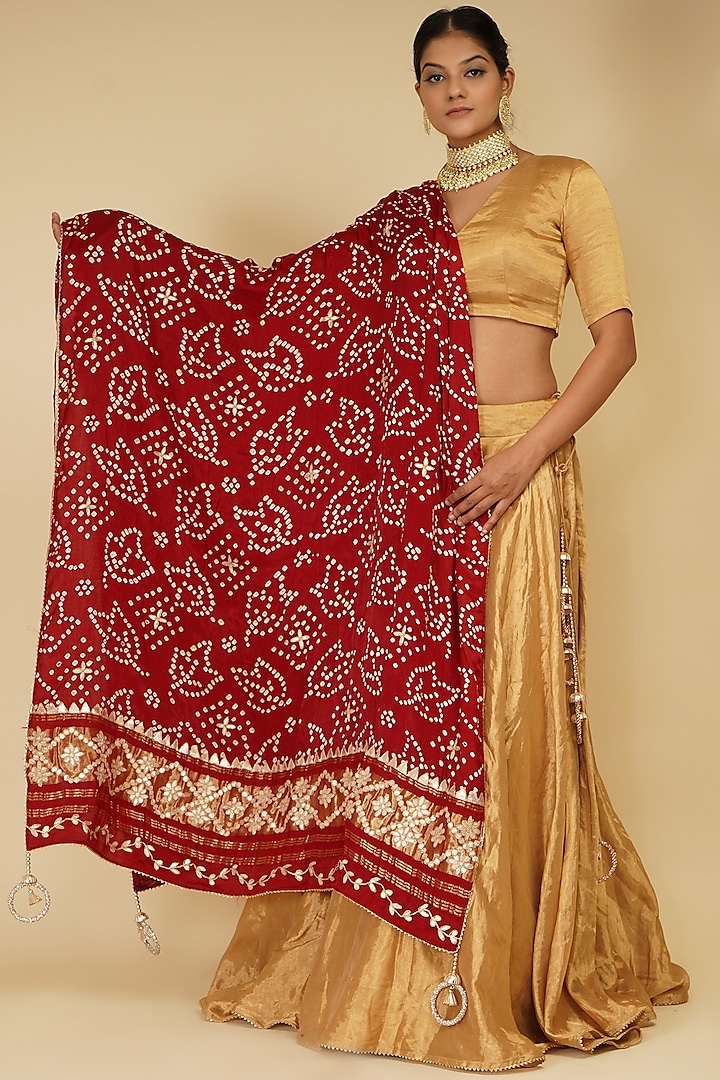 Gold Handloom Chanderi Tissue Wedding Lehenga Set by Farha Syed at Pernia's Pop Up Shop