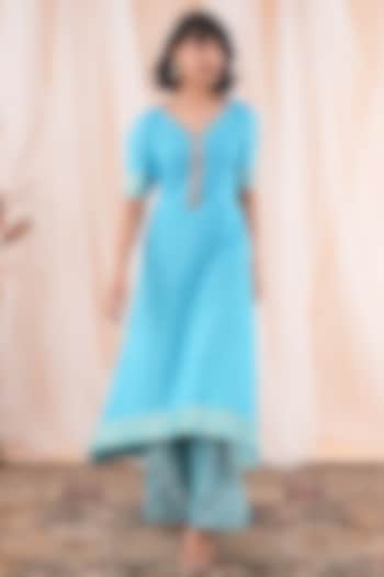 Blue Silk Cutdana Embroidered Kurta Set by Farha Syed at Pernia's Pop Up Shop