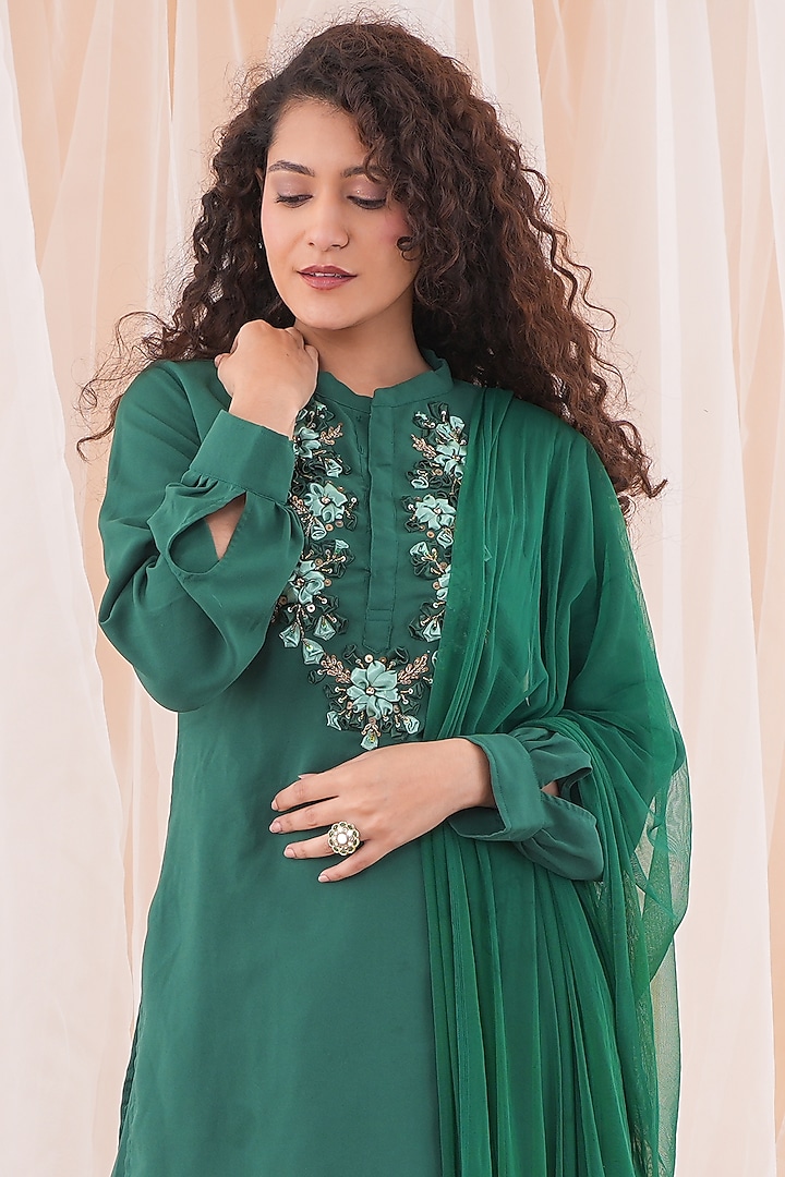 Castleton Green Double Georgette Sharara Set Design by Farha Syed at  Pernia's Pop Up Shop 2026
