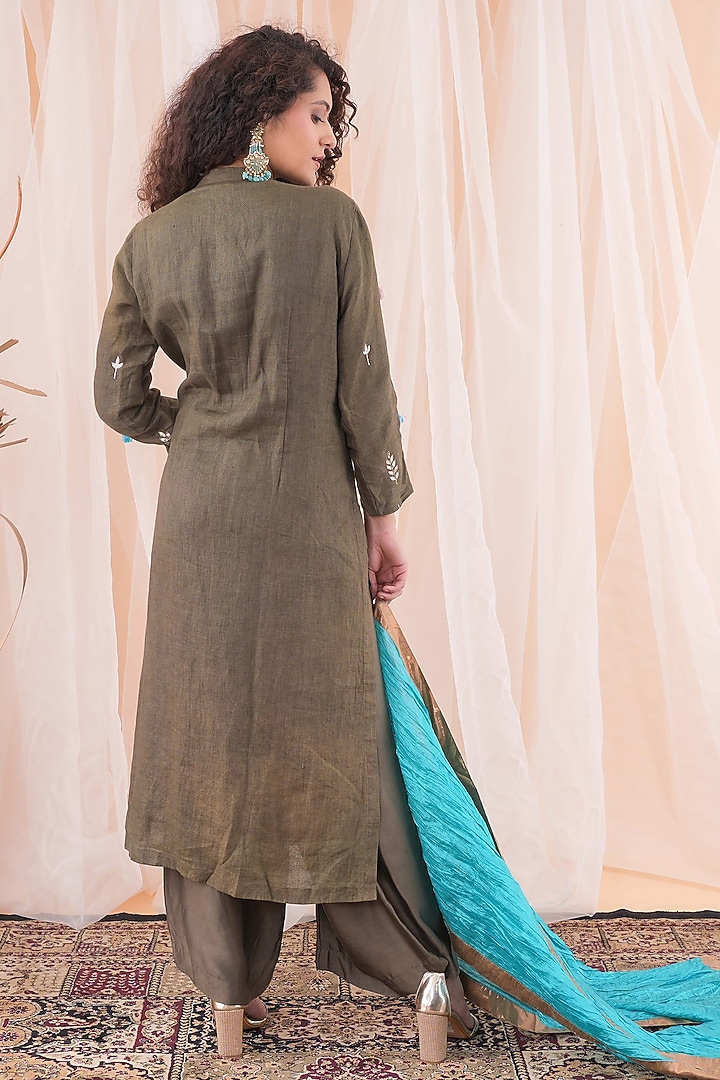 Brown Cotton Linen Gota-Patti Embroidered Kurta Set by Farha Syed at Pernia's Pop Up Shop