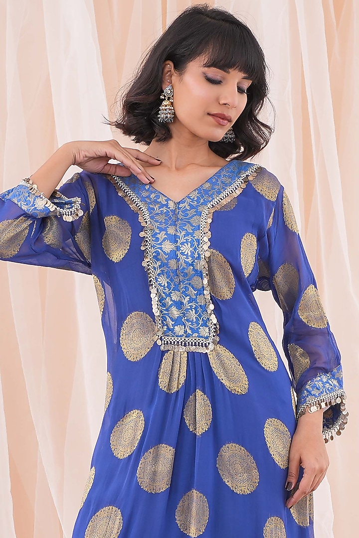 Blue Banarasi Georgette Pearl Embroidered Kurta Set by Farha Syed at Pernia's Pop Up Shop