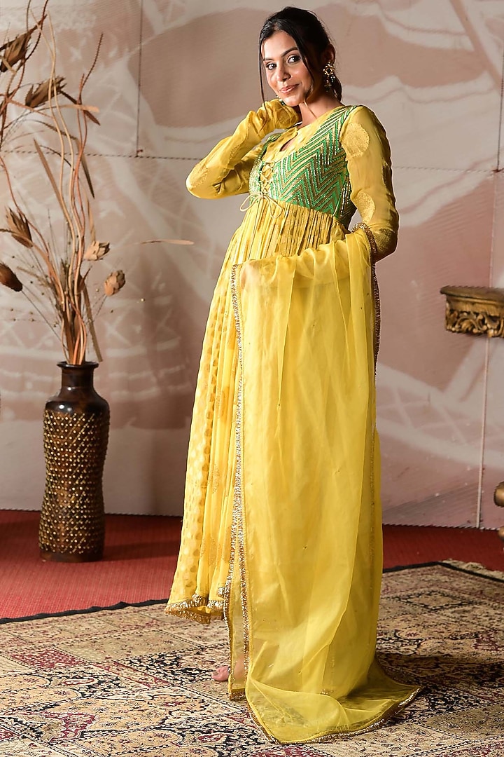 Green & Yellow Banarasi Georgette Flared Party Wear Anarkali Set by Farha Syed at Pernia's Pop Up Shop