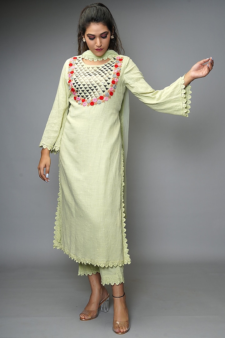 Pista Green Hand Embroidered Kurta Set by Farha Syed at Pernia's Pop Up Shop