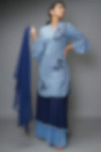 Grey Blue Hand Embroidered Kurta Set by Farha Syed at Pernia's Pop Up Shop