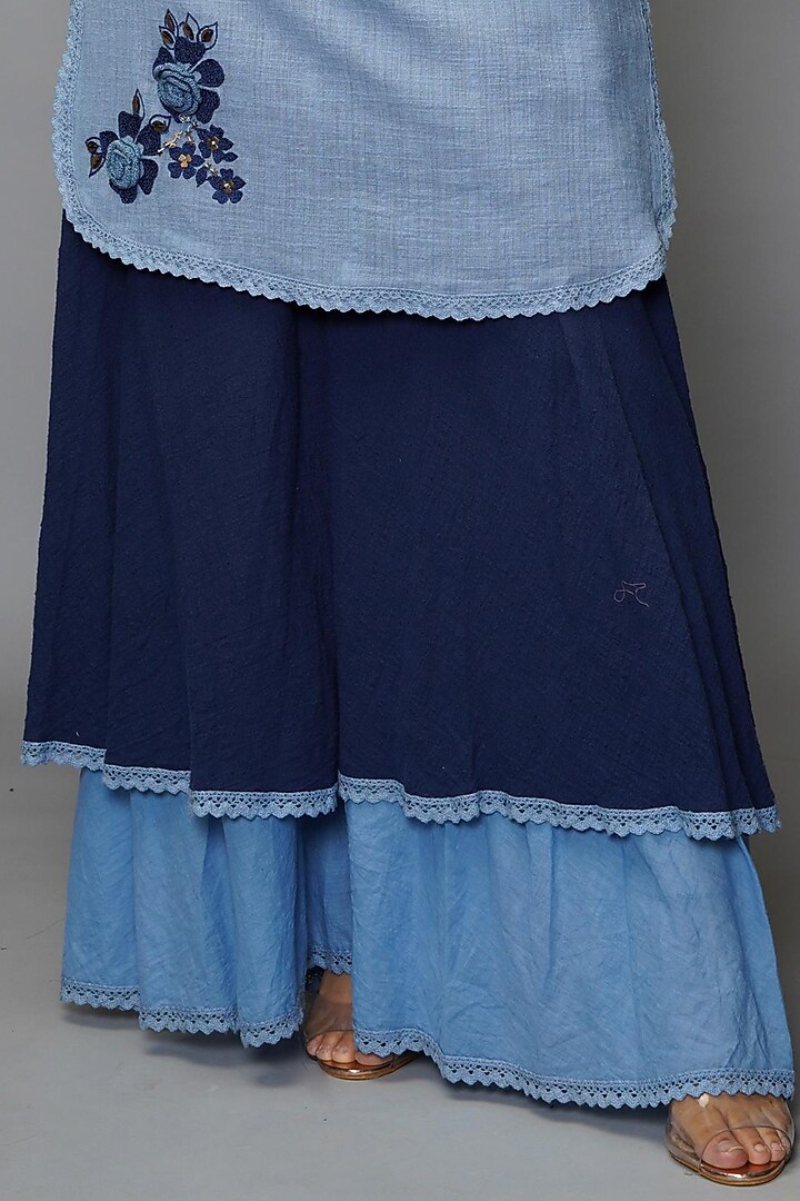 Grey Blue Hand Embroidered Kurta Set by Farha Syed at Pernia's Pop Up Shop