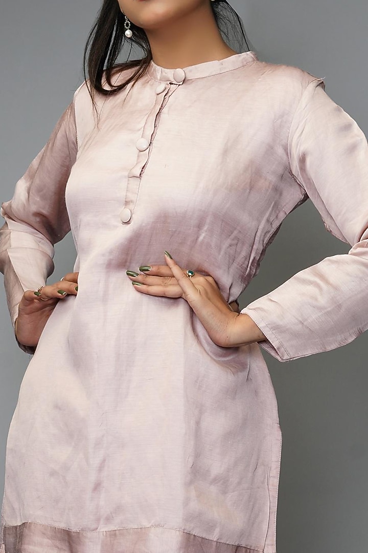 Nude Pink Silk Linen Kurta Set by Farha Syed at Pernia's Pop Up Shop