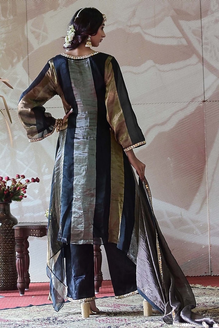 Black Tissue Hand Embroidered Kurta Set by Farha Syed at Pernia's Pop Up Shop