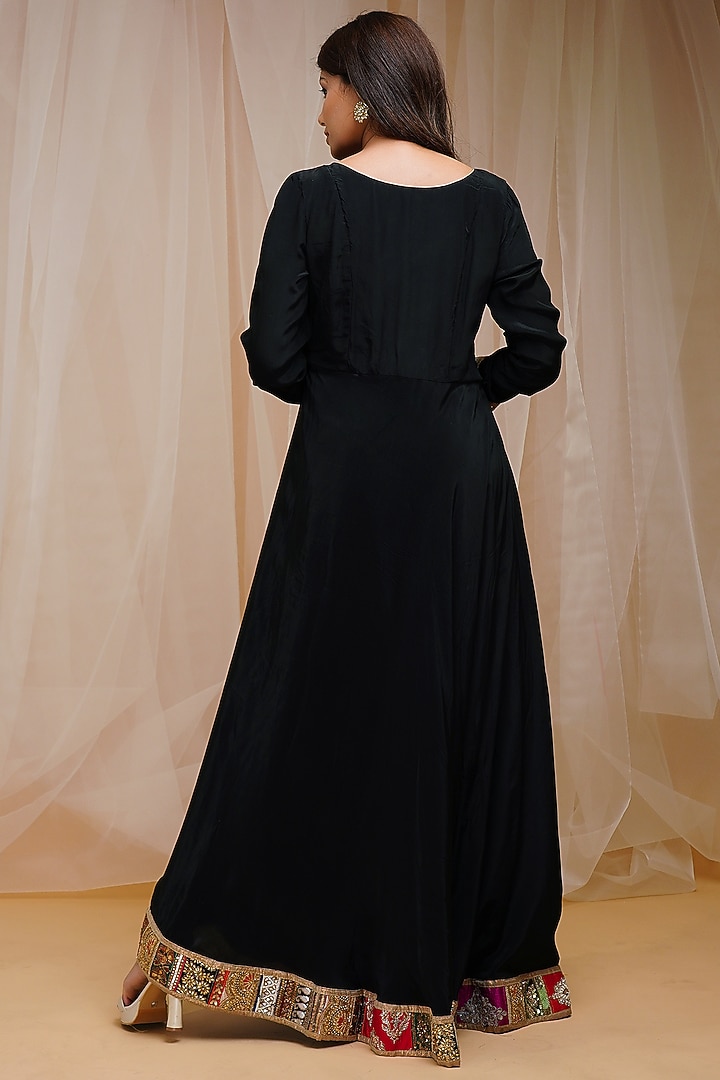 Jet Black Hand Embroidered Wedding Anarkali Set by Farha Syed at Pernia's Pop Up Shop