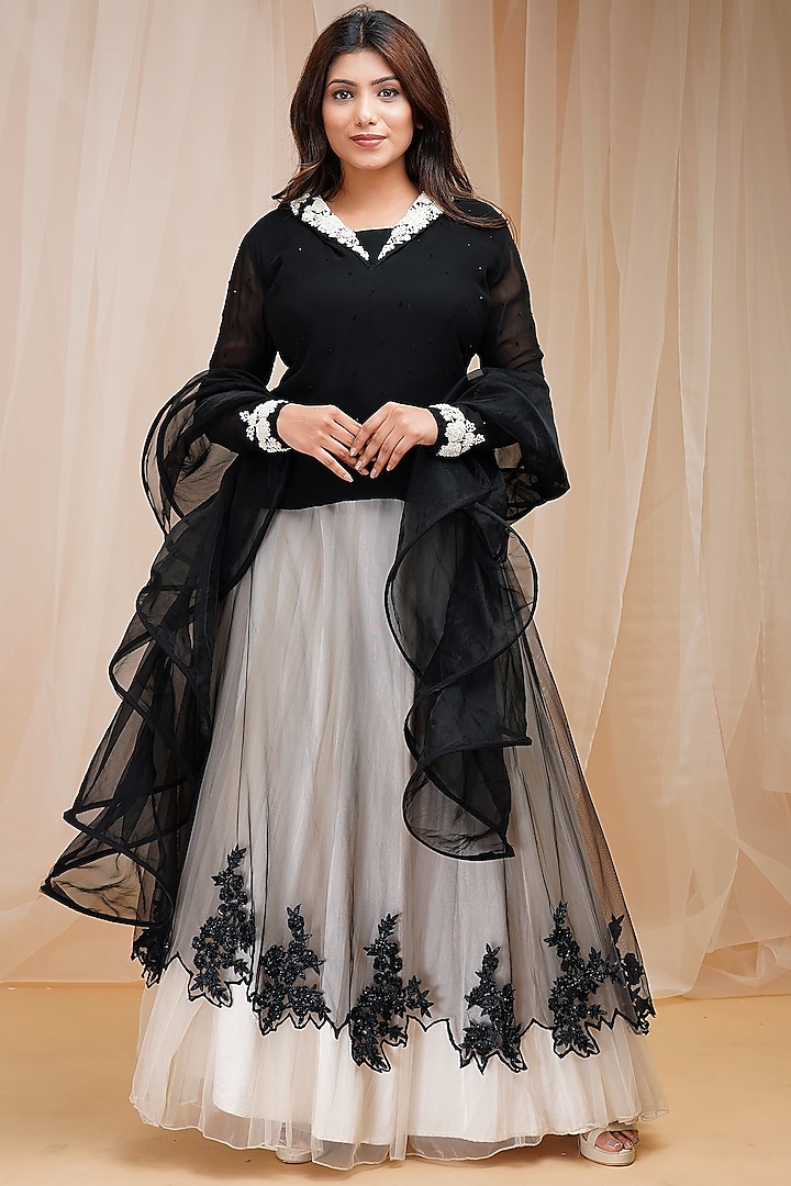 Pearl White & Jet Black Embroidered Wedding Lehenga Set by Farha Syed at Pernia's Pop Up Shop