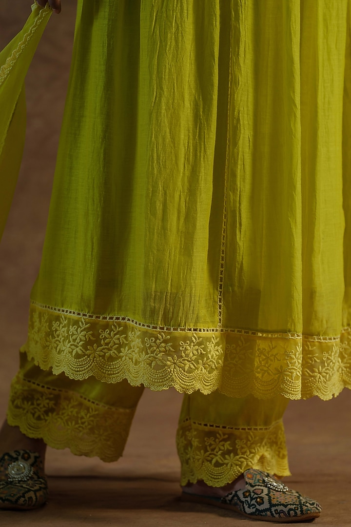 Lemon Yellow Mul Chanderi Silk Embroidered Party Wear Anarkali Set by Farha Syed at Pernia's Pop Up Shop