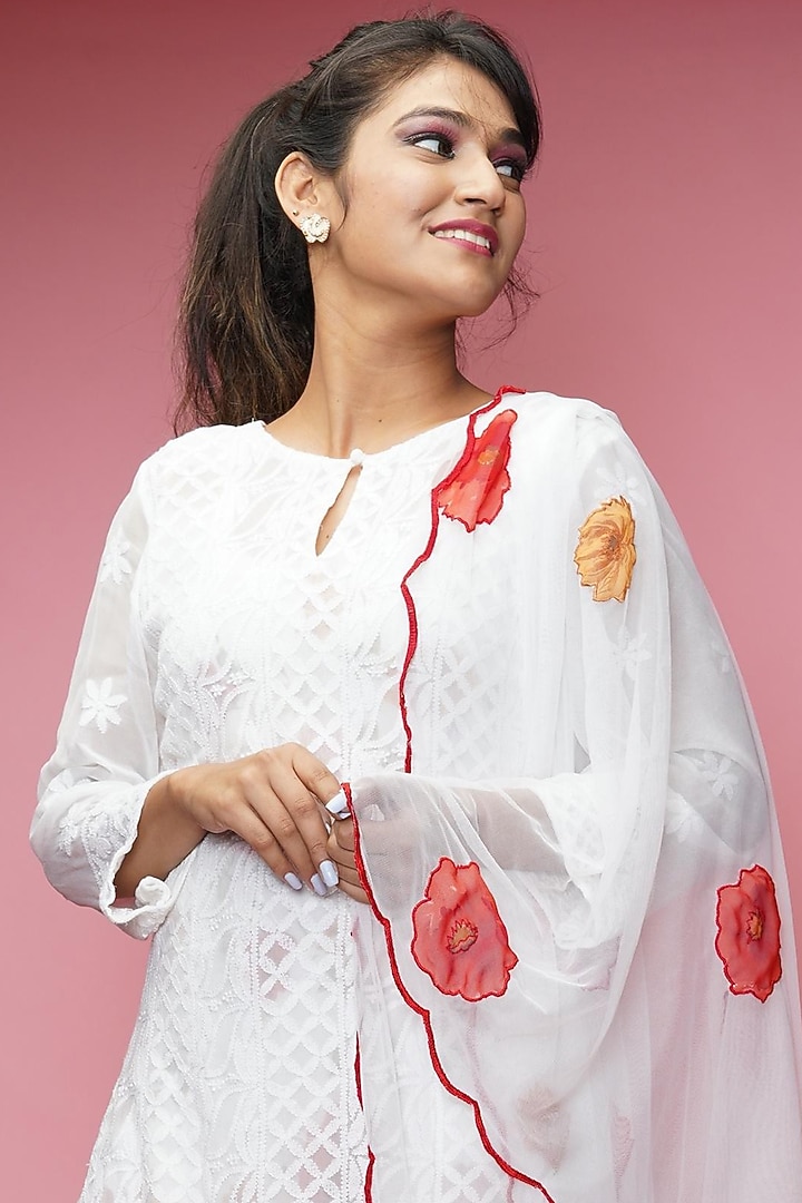 Pearl White Chikankari Kurta Set by Farha Syed at Pernia's Pop Up Shop