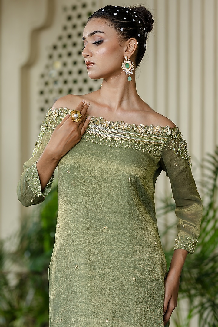 Green Tissue Chiffon Hand Embroidered Kurta Set by Farha Syed at Pernia's Pop Up Shop