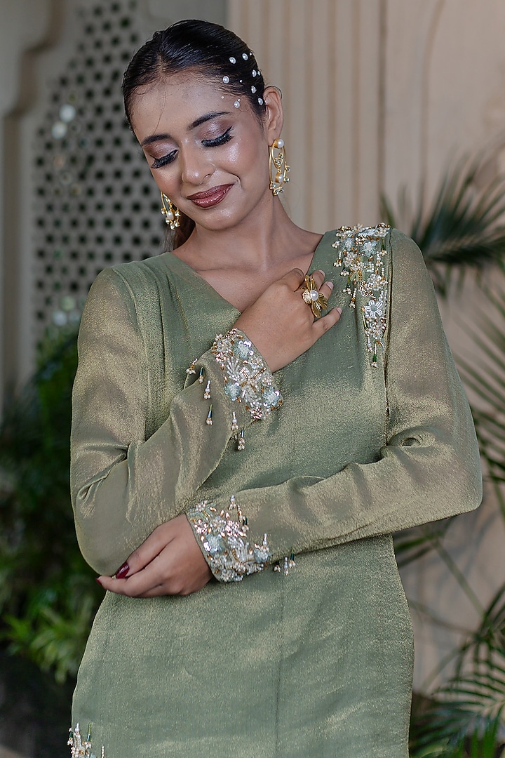 Green Tissue Chiffon Hand Embroidered Kurta Set by Farha Syed at Pernia's Pop Up Shop