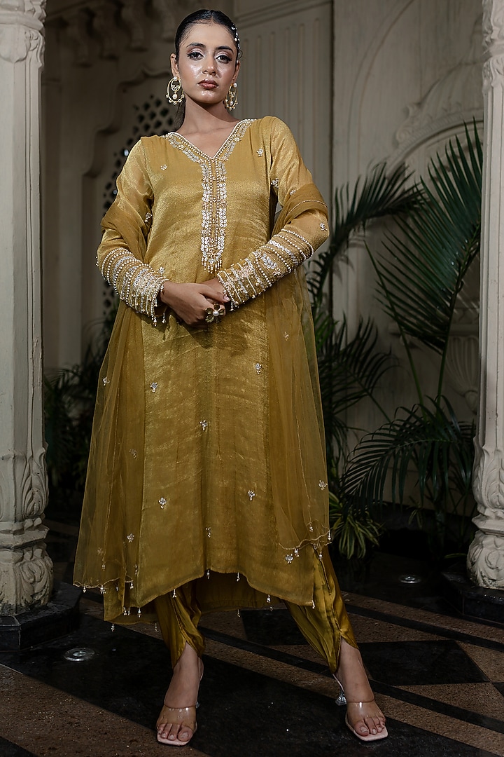 Yellow Tissue Chiffon Hand Embroidered Kurta Set by Farha Syed at Pernia's Pop Up Shop