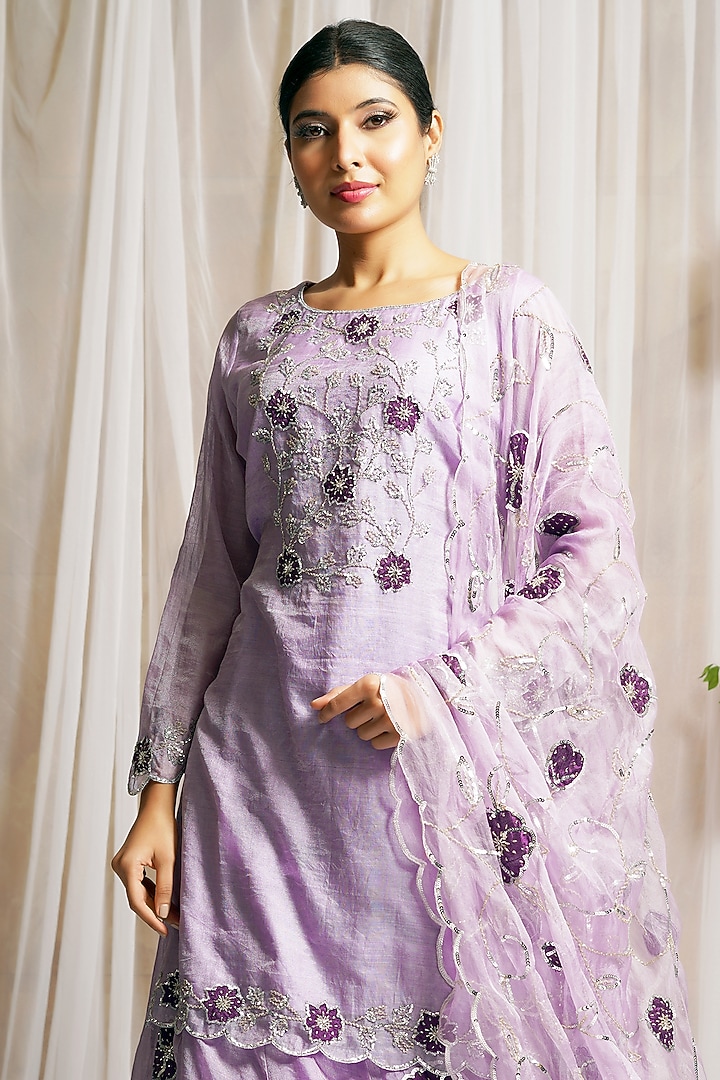 Periwinkle Chanderi Embroidered Kurta Set by Farha Syed at Pernia's Pop Up Shop