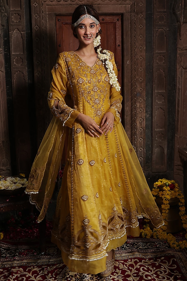 Yellow Chanderi Silk Tissue Cutdana Hand Embroidered Wedding Anarkali Set by Farha Syed at Pernia's Pop Up Shop