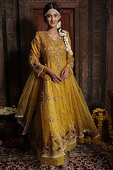product-color-Yellow