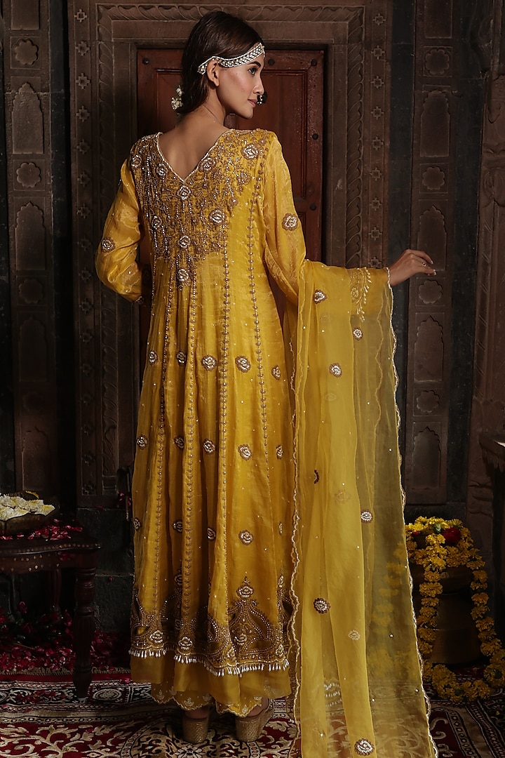 Yellow Chanderi Silk Tissue Cutdana Hand Embroidered Wedding Anarkali Set by Farha Syed at Pernia's Pop Up Shop