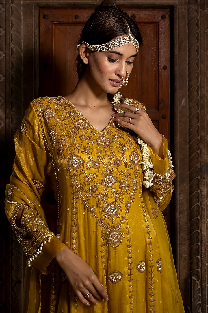 Yellow Chanderi Silk Tissue Cutdana Hand Embroidered Wedding Anarkali Set by Farha Syed at Pernia's Pop Up Shop